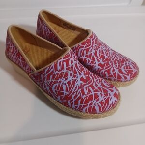 Dansko Women's Victoria Clog Espadrille Sanibel Collection Red Grass Size 7.5